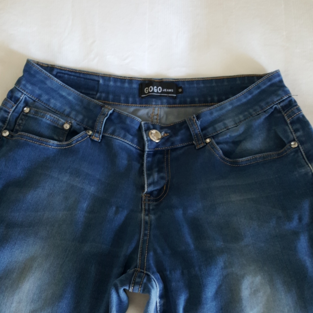 GoGo Jeans - Picture 3 of 7